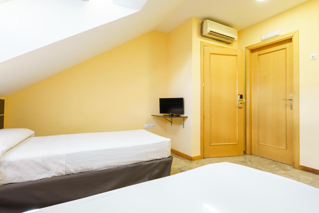 Hostal Frasca By Vivere Stays 시우다드레알 외부 사진
